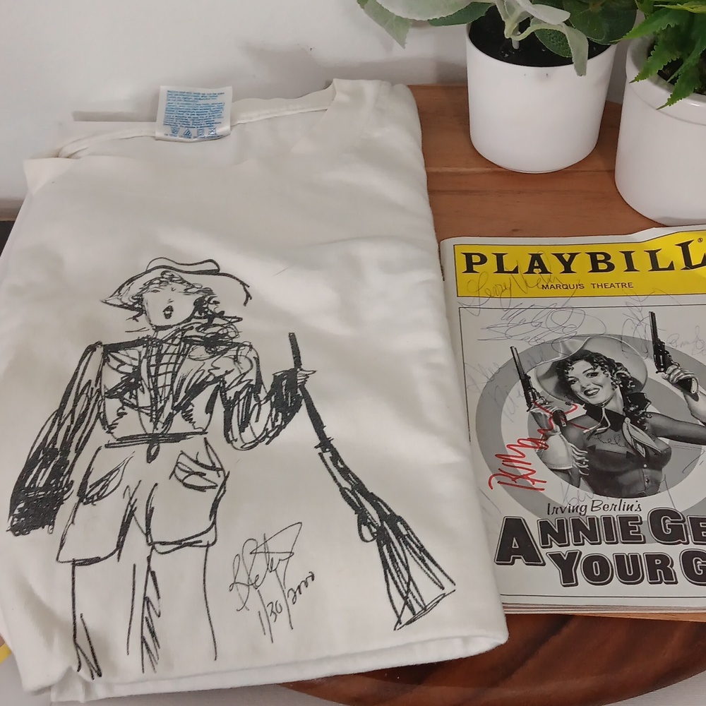 "Annie Get Your Gun" signed Playbill and XL T-shirt from Broadway 2000